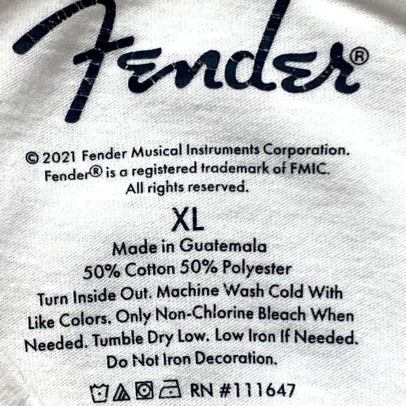 Fender Graphic Tee XL White Black Pink Short Sleeve Tagless Crew Neck 227H - Picture 6 of 6